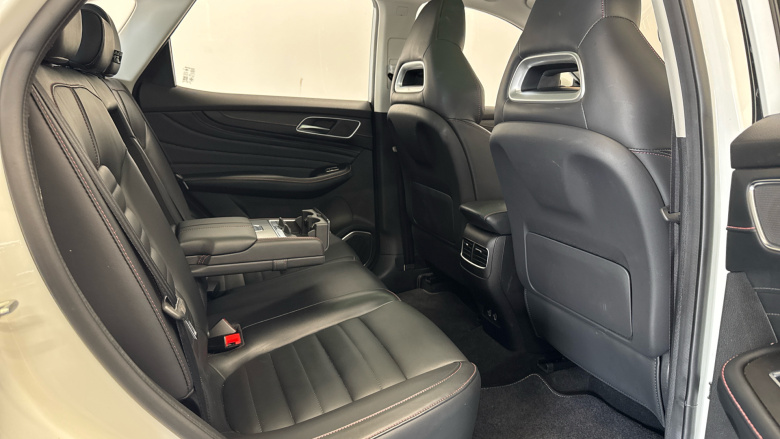 MG Hs 1.5 T-GDI Exclusive 5dr DCT Petrol Hatchback